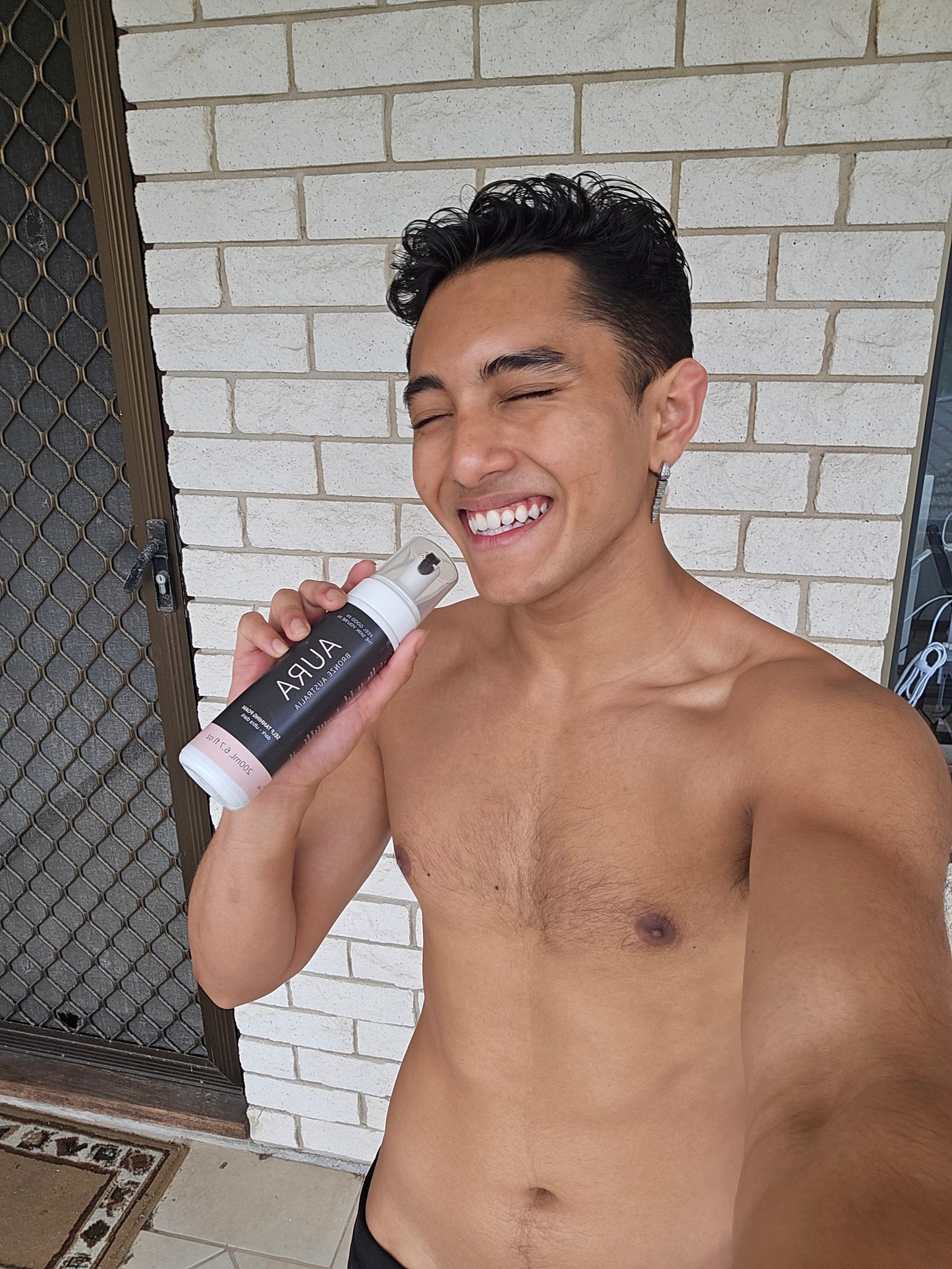 Dark to Ultra Dark Self Tanning Foam